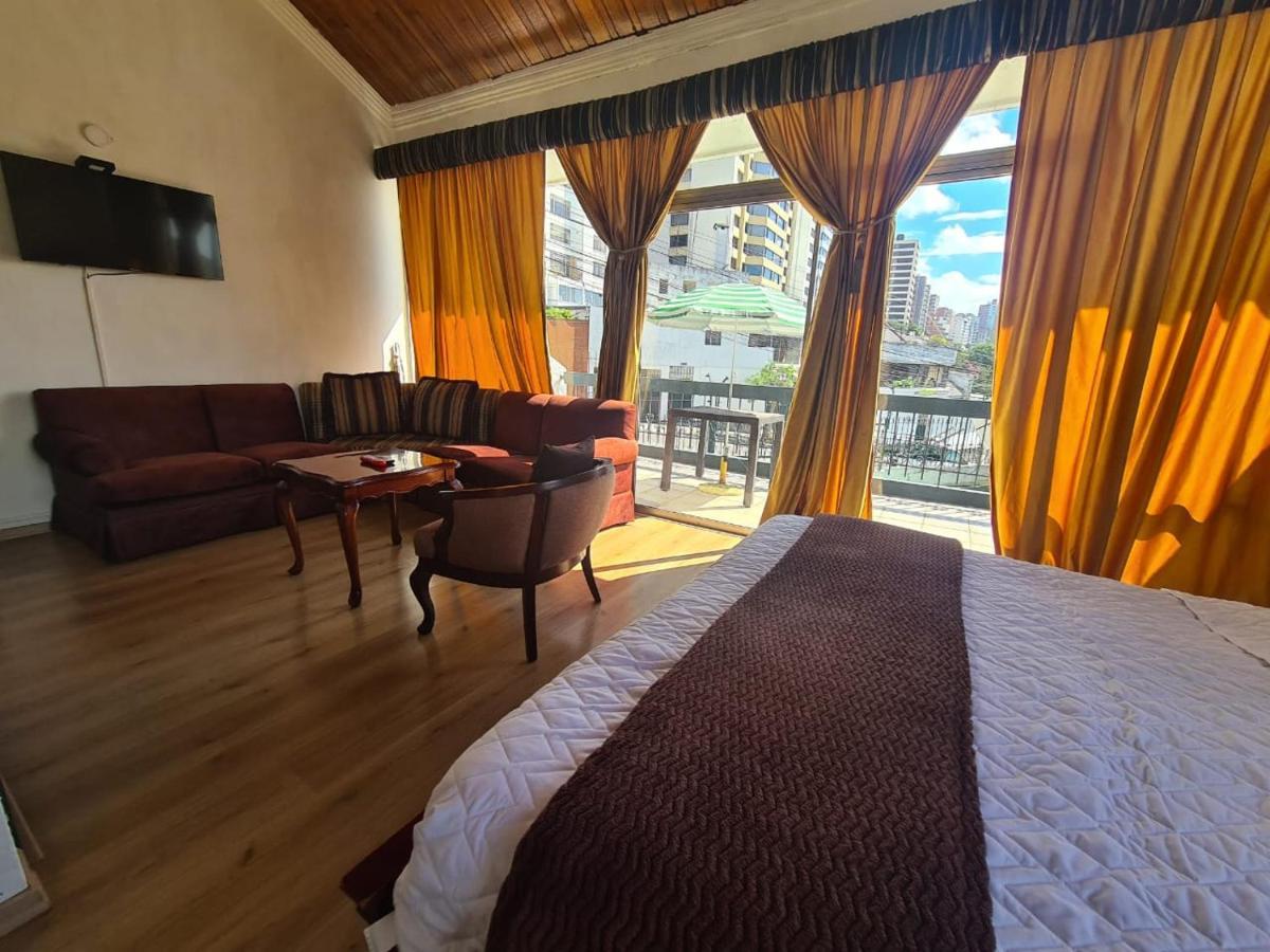 Suites & Hotel Gonzalez Suarez Quito Ngoại thất bức ảnh